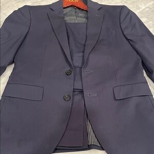 Banana Republic Men's Navy Suit